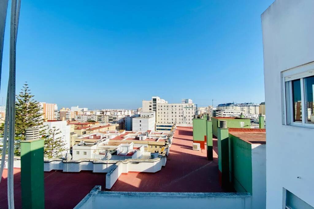 Penthouse Mara Ascensor Y Playa Grupo Ac Gestion Leilighet Cádiz Eksteriør bilde